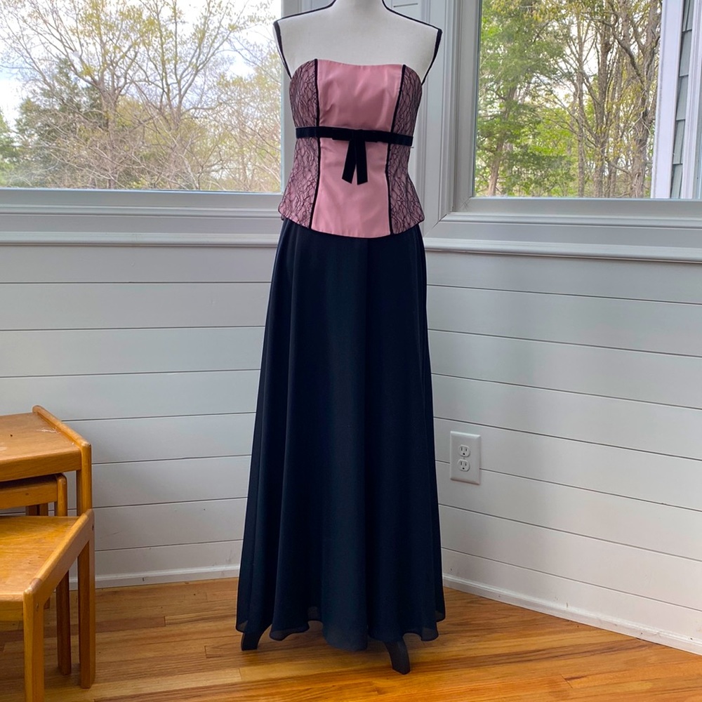 EUC Davids Bridal Michaelangelo 2 piece Gown